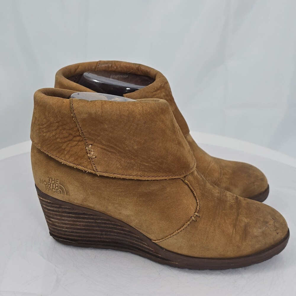 The North Face Women 6.5 Bridgeton Wedge Zip Tan Brown Waterproof Suede Booties
